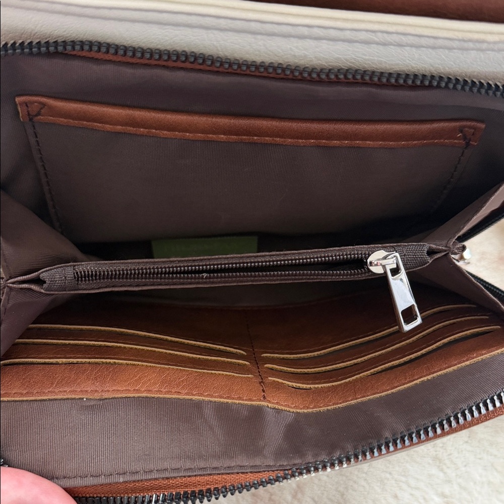 Roulens Crossbody Purse for Women Vegan Leather Medium Crossbody - Picture 5 of 9